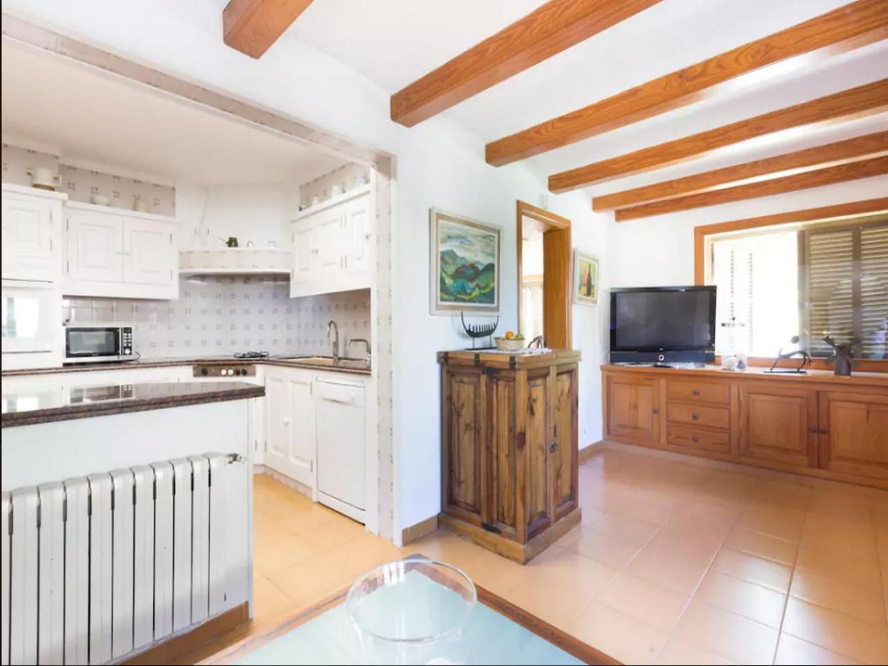 Villa Apprx 3 Min Walking Beach, Private Mountain Ideal For Runners, Hikers Families * Port de Pollença