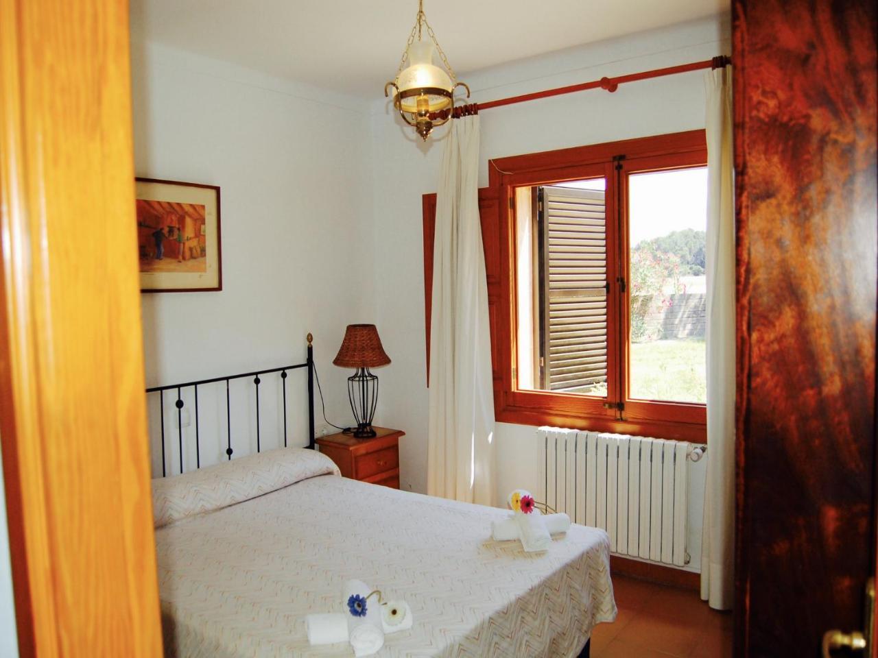 Villa Villa Apprx 3 Min Walking Beach, Private Mountain Ideal For Runners, Hikers Families *